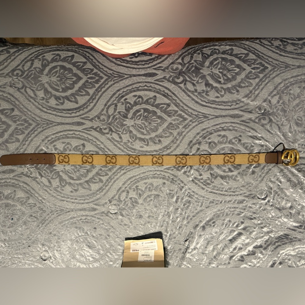Men’s Gucci belt